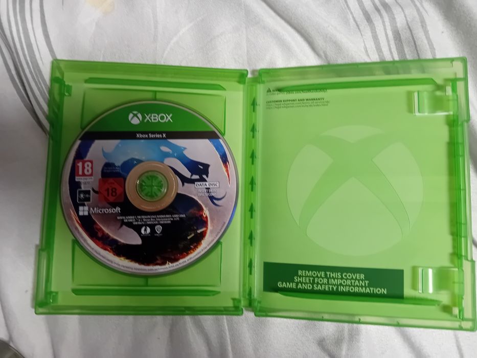 Xbox series x forte puțin utilizat