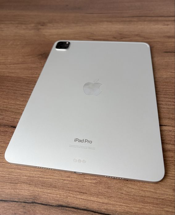 Apple iPad Pro M2