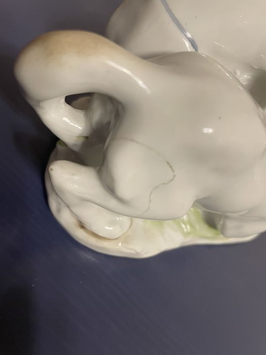 Продам статуэтки фарфор