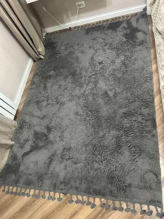 Ковёр очень мягкий продам