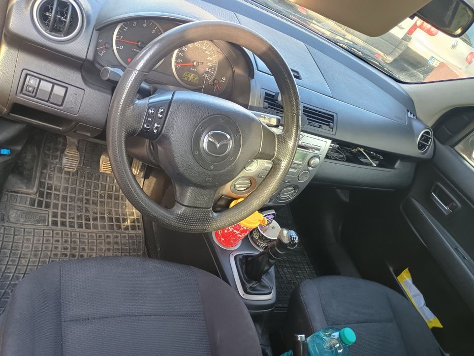 Vând Mazda 2 an 2007