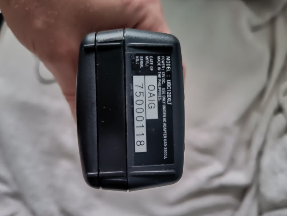 UNIDEN Bearcat Radio scanner