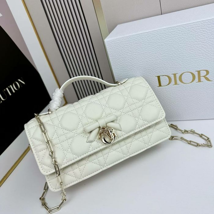 чанта new d*i*o*r*- налична