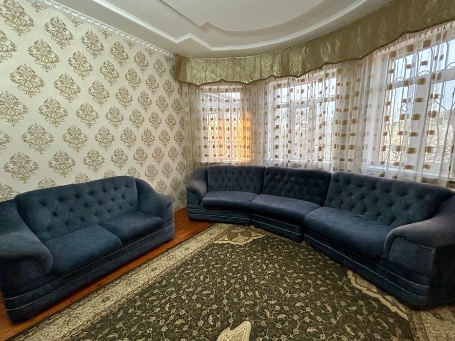 Жақсы жағдайда диван