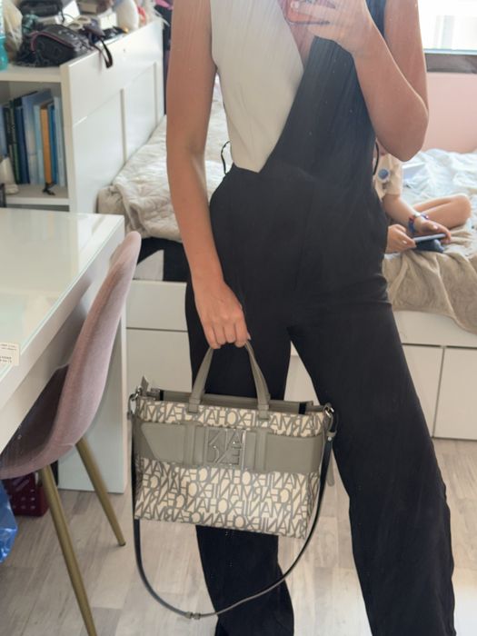 Armani exchange чанта