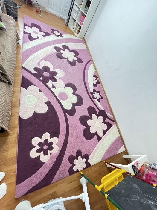 Ковёр в отличном состоянии