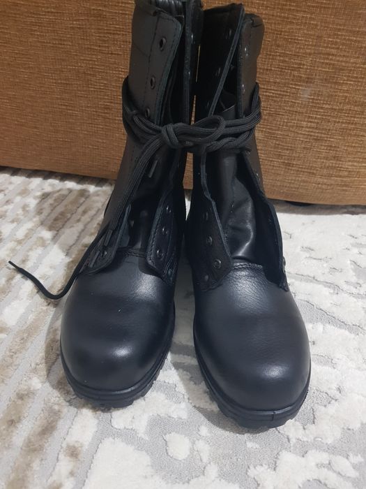 Продаются берцы зимние 39 р.