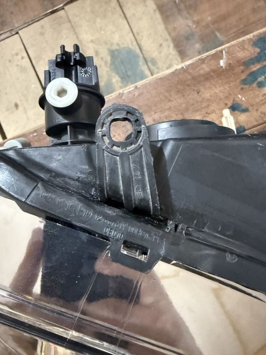 Фара ларгус правая оригинал