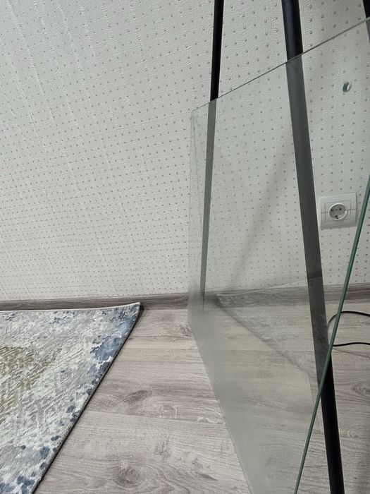 Стеклянный экран для электроплиты