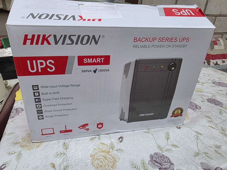 UPS бесперебойник 1000VA