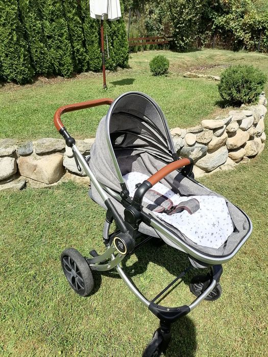 Бебешка количка Moni 3 in 1 с дъждобран