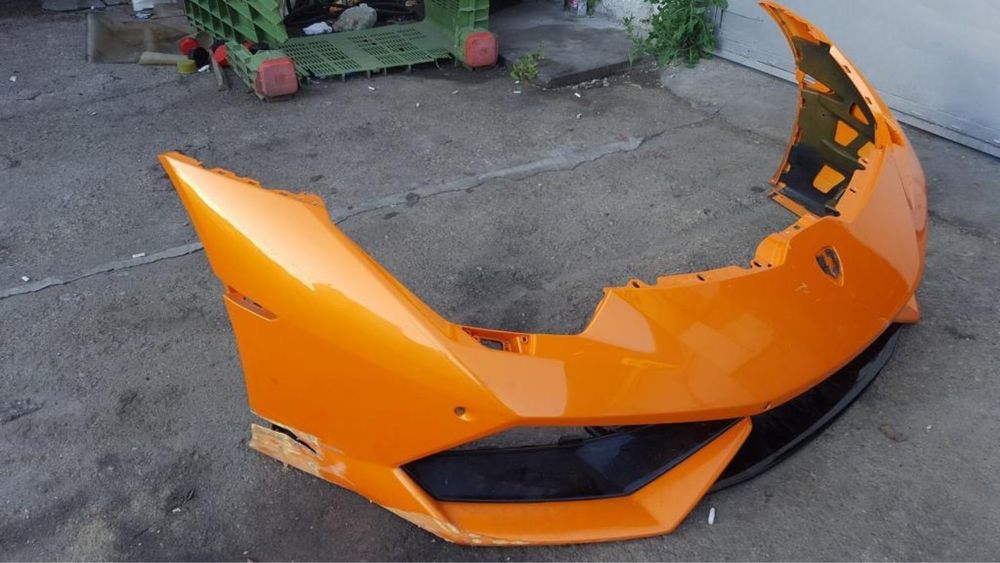 Bara fata Lamborghini Huracan