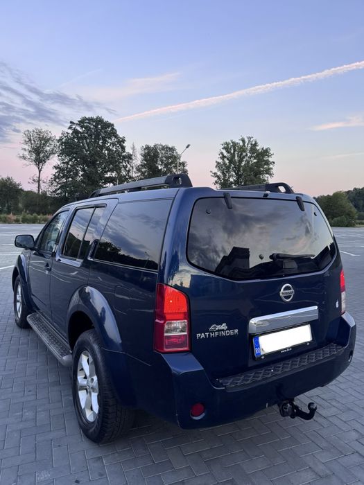 Nissan pathfinder - 2008 - 2.5 diesel 174 cp - 4x4 mic mare