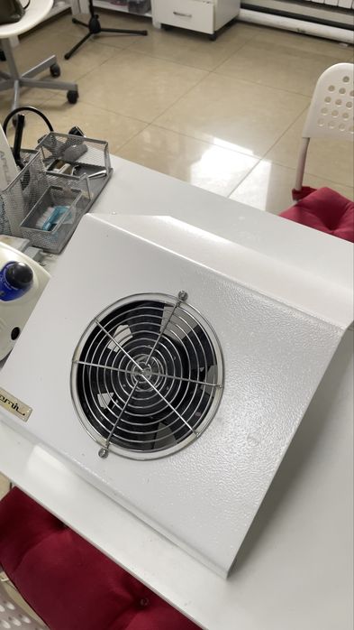 Вытяжка для маникюра