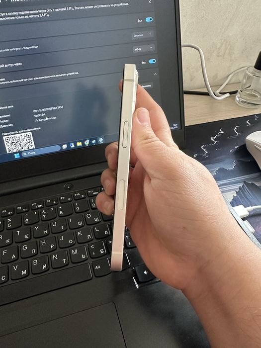 Срочно продам айфон 13