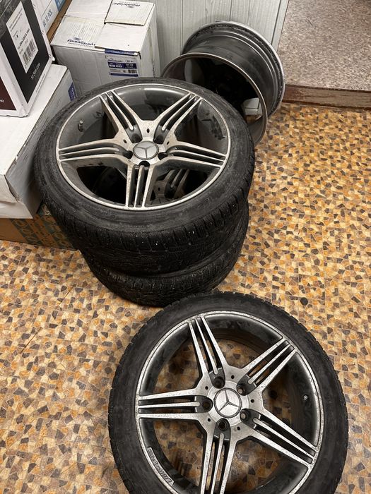 Продам диски на мерседес р 18