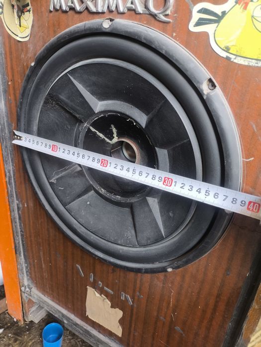 Продам  сабвуфер