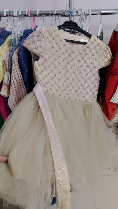 Отдам одежду большой объем