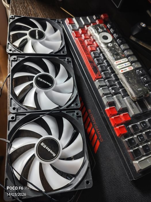 Продам кулера huntkey