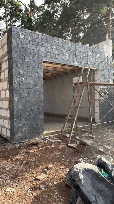 Натуральный камень в плитняке малохит