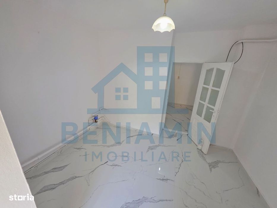 Trei camere doua bai 1Mai etaj 1 -centrala termica -75mp