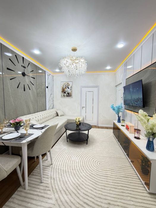 Чиланзар 3.  2в3 комнатная зеркалка.  Евро меб и тех