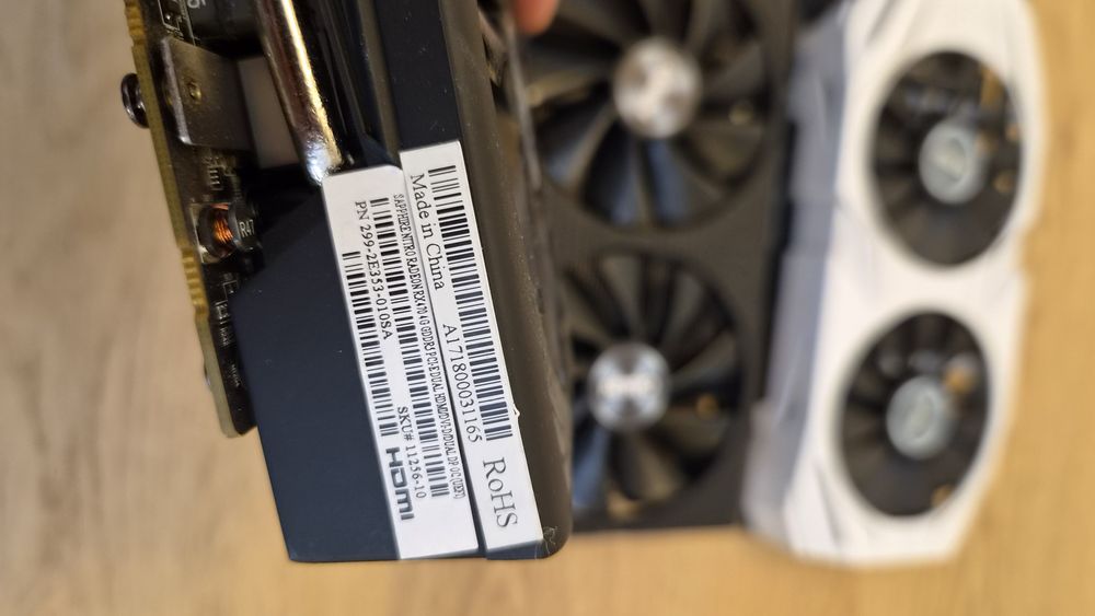 Продавам 3 броя RX 470 4GB  Nitro
