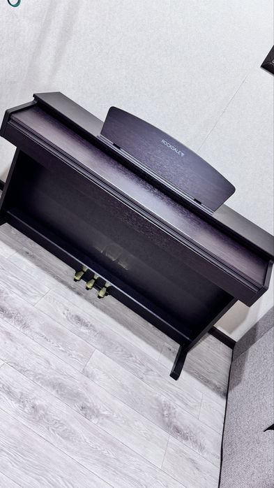 Продам фортепиано