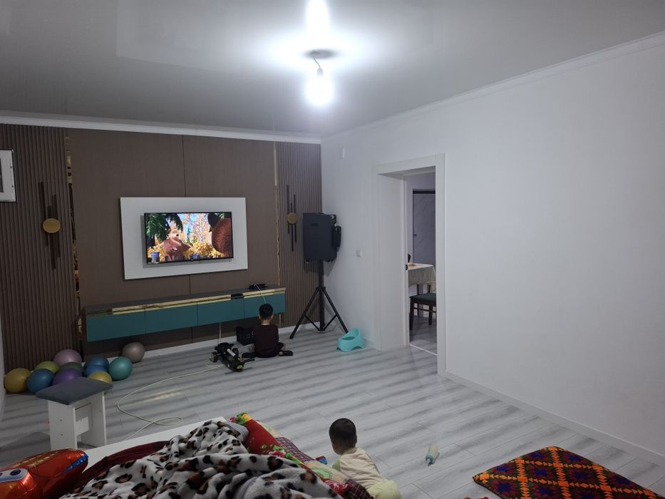 Самал 3 те уй сатылады