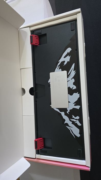 СРОЧНО ПРОДАЮ Varmilo Summit R1