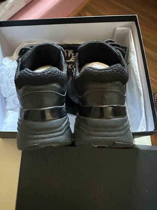 Маратонки Pinko  черни