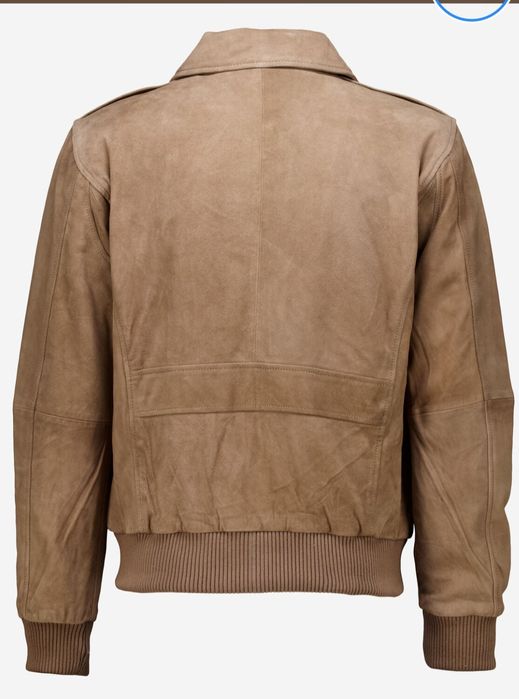 Продавам мъжко кожено яке Costume National