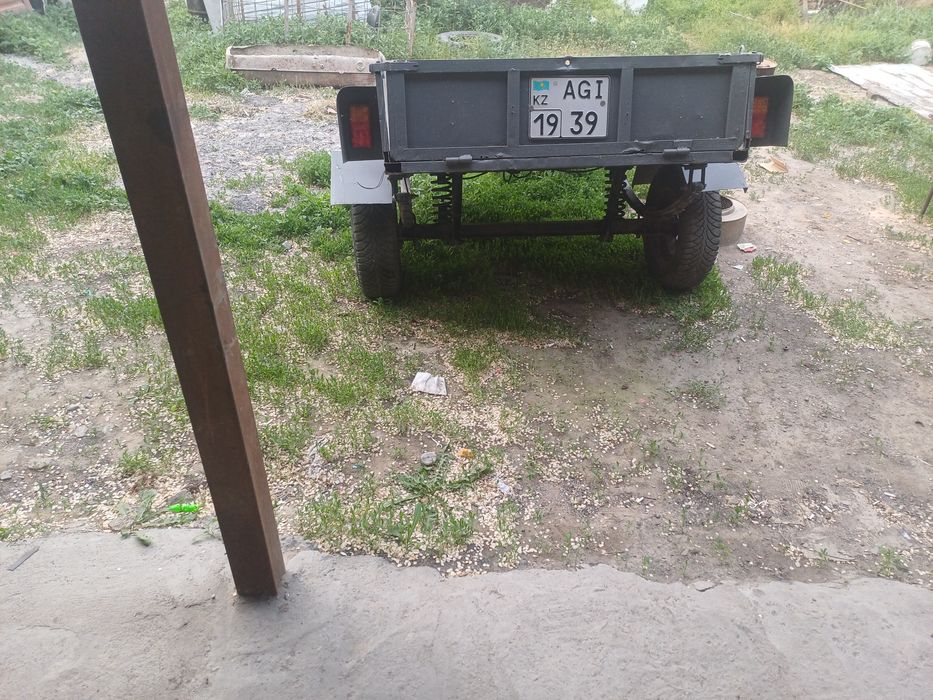 Продам прицеп 400000