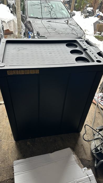 Количка за инструменти