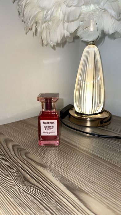 Tomford Electric cherry
