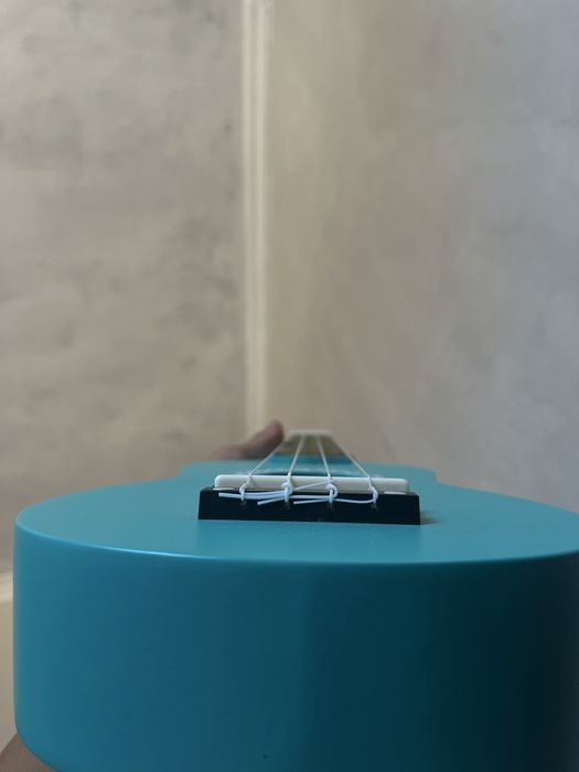 Продам Укулеле Levinson