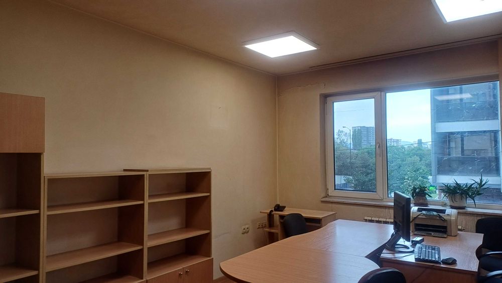 Продава се Офис в София, Оборище - 246 кв.м за 3202 €/кв.м - Снимка #10