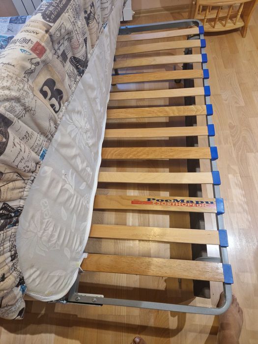 Разтегателно канапе ставащо на спалня за 555 лева