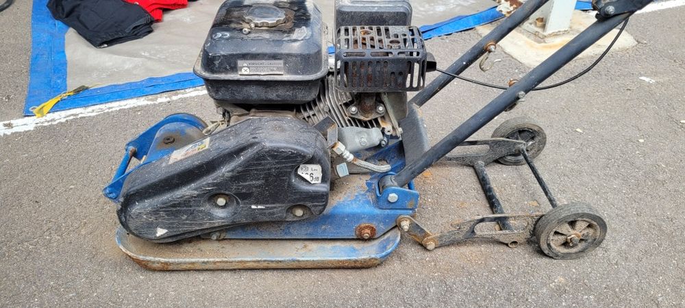 Placa conpactoare (vibratoare)