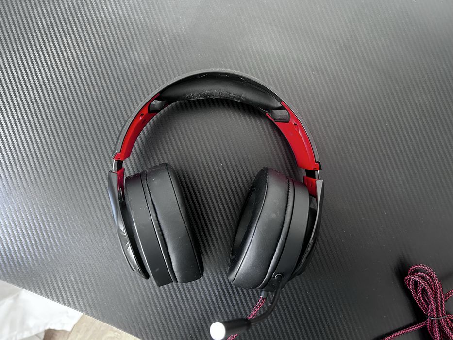 Masa si scaun de gaming