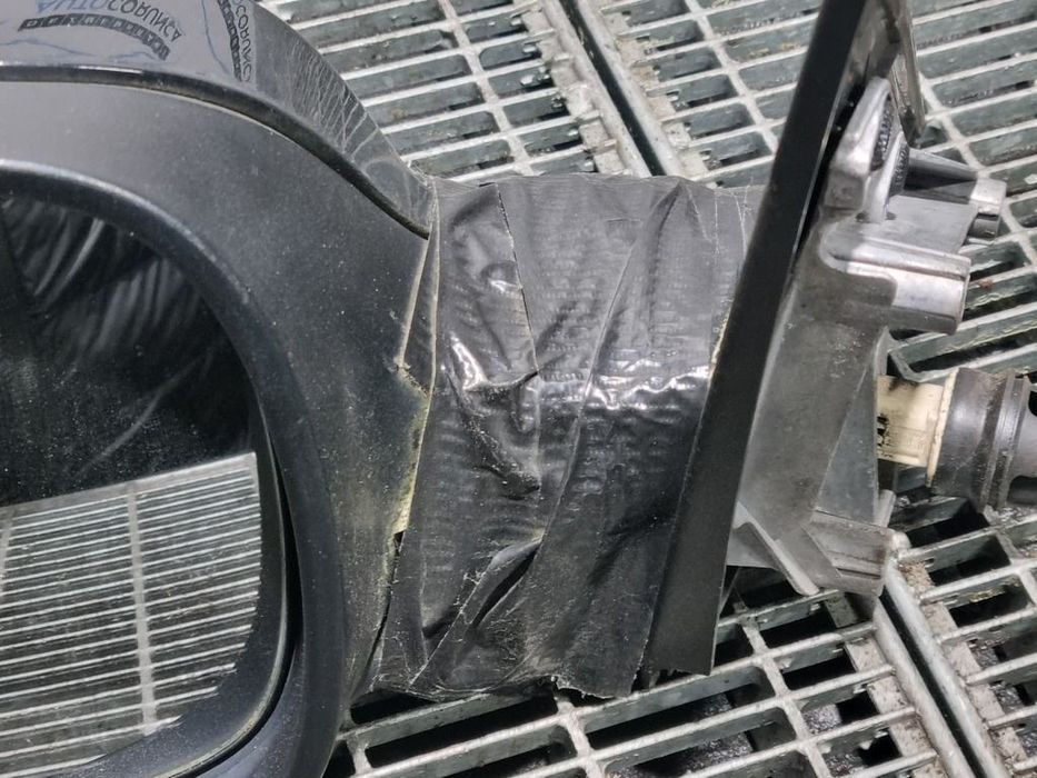 Oglinda stanga BMW X1 E84 2009 - 2015 5 Usi NEGRU (1173) Fara rabatare RUPTA