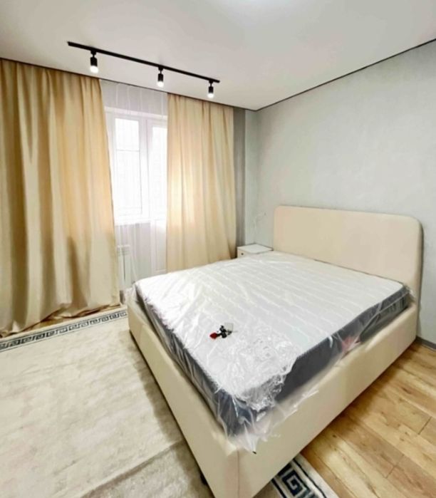 Продам шторы новые