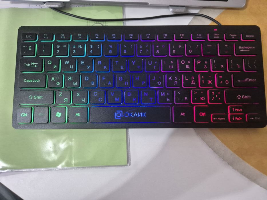 Клавиатура проводная USB с подсветкой