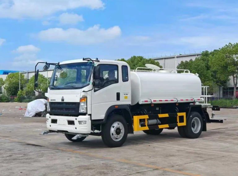 HOWO 4×2 6 Куба Водовоз. Новый с НДС НАЛИЧИЕ есть