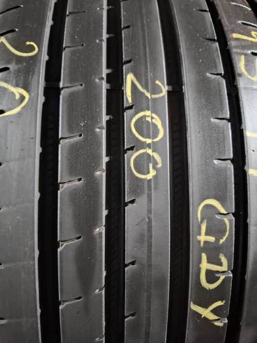 225 45 17 Vand 2 anvelope vară Goodyear