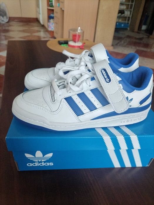 Маратонки   Adidas