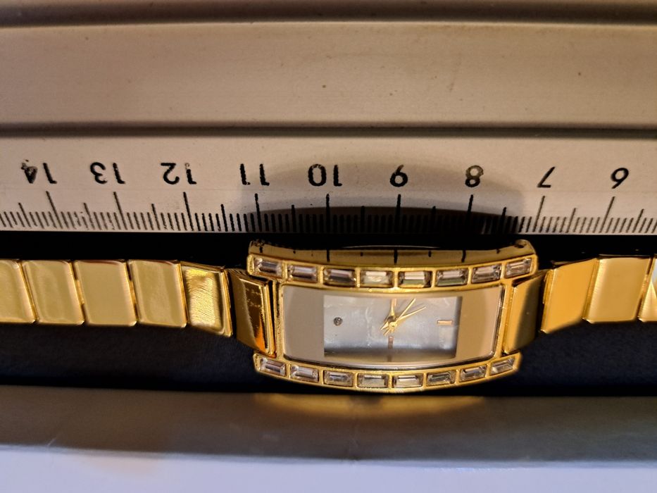 Ceas cu cristale Emporia