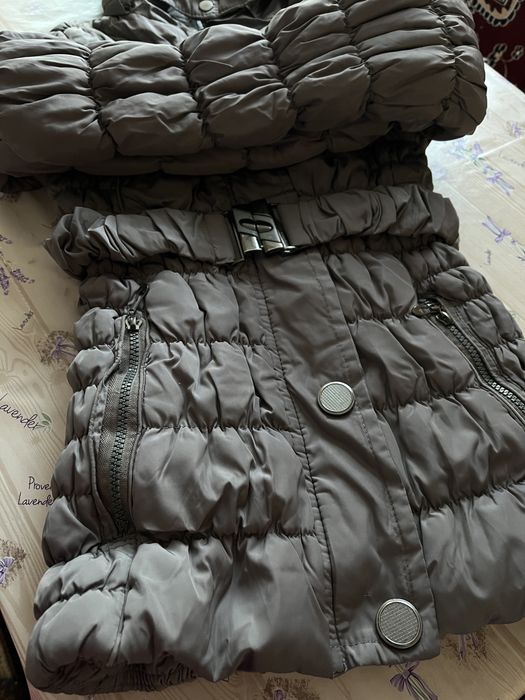 Черно, бяло и сиво яке