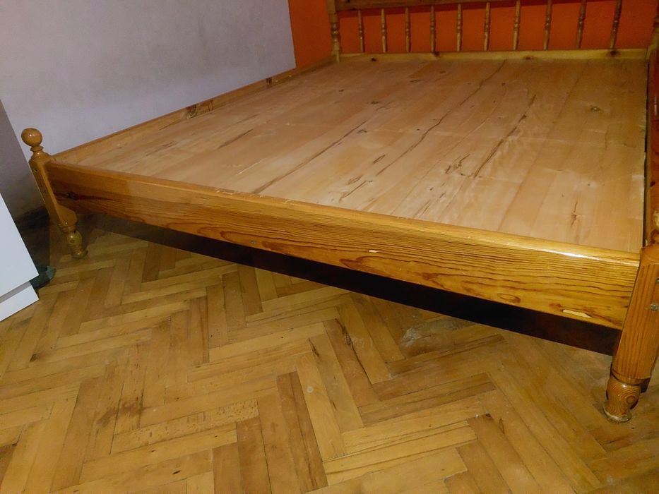 Дървено легло 175/200см с рамка