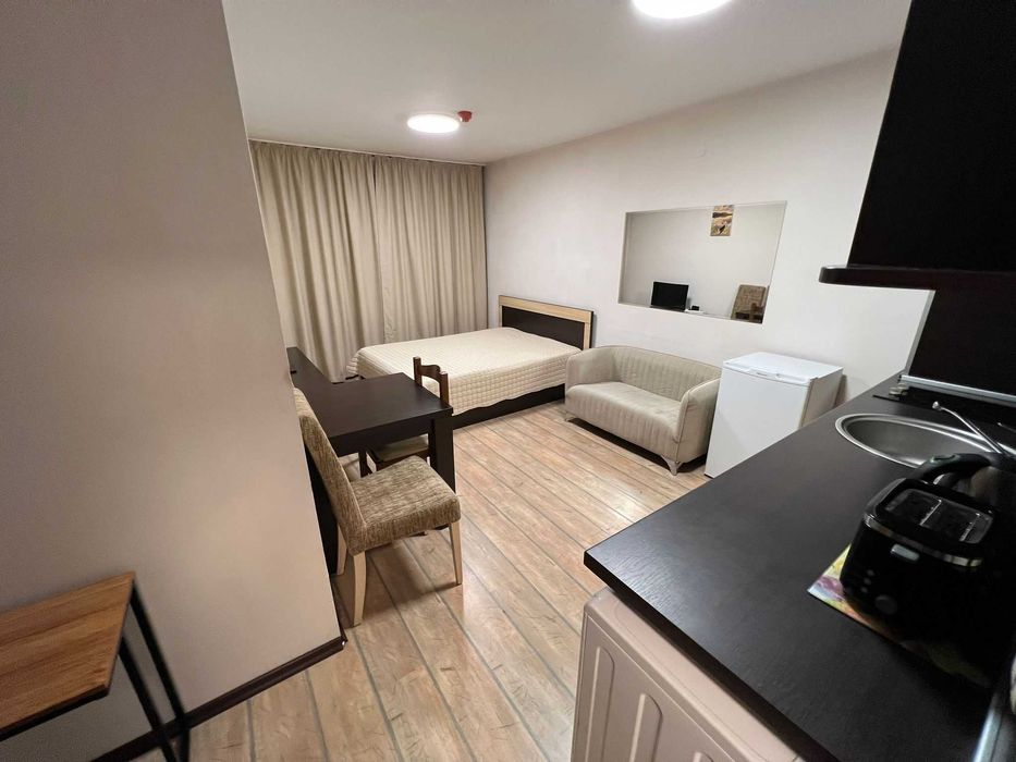 Дава се под наем Едностаен апартамент в Банско - 43 кв.м за 332.01 € - Снимка #1